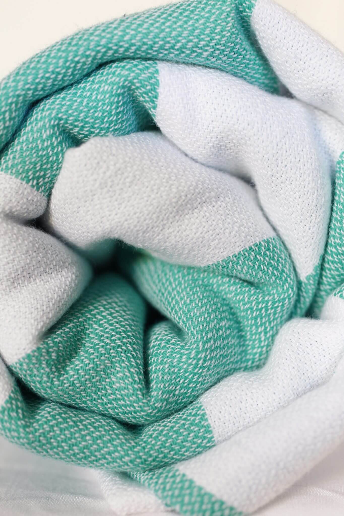 SANTORINI II | Classic | 275g: Sea Green/White