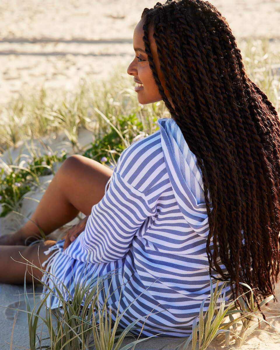 AMALFI Adult Hooded Towel