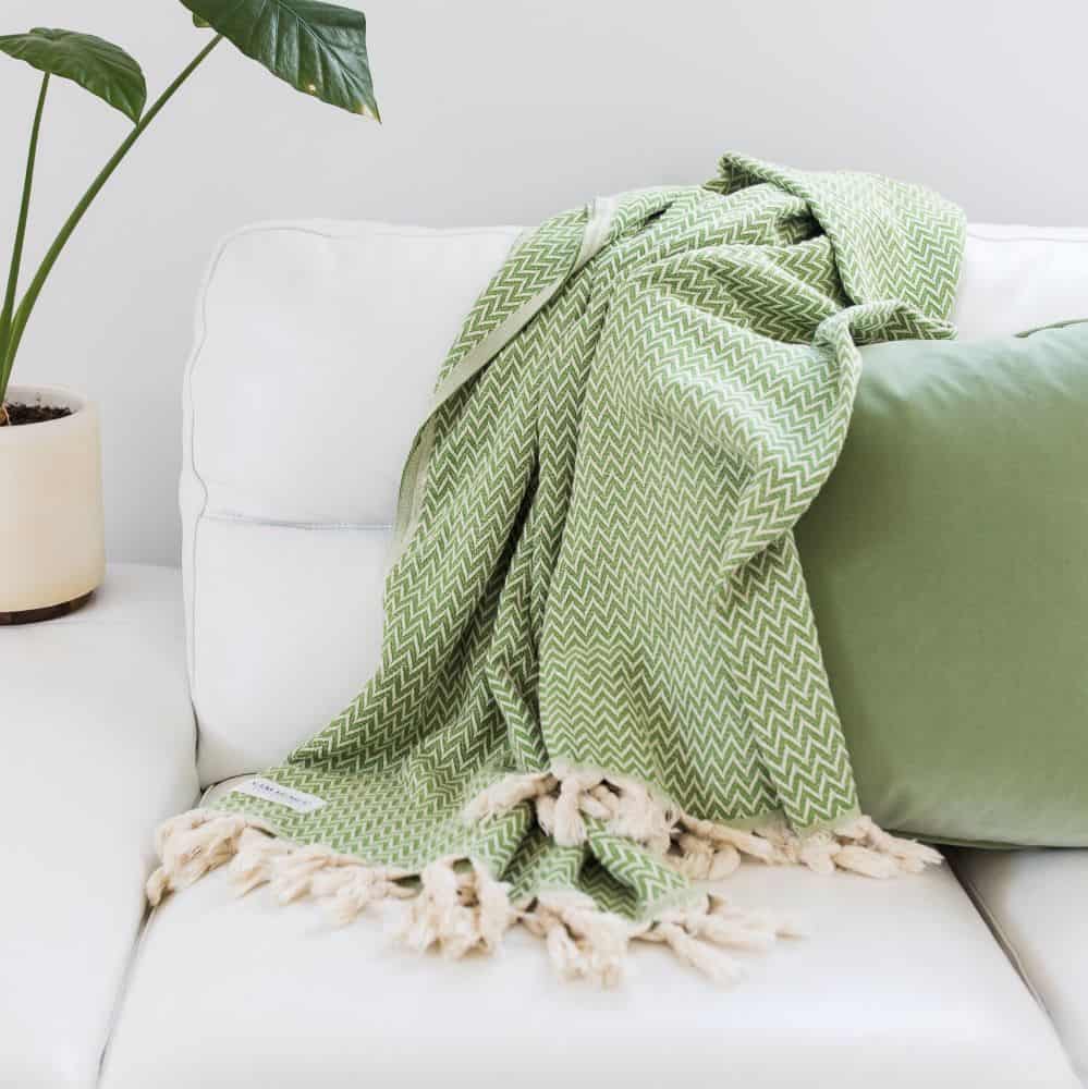 BARCELONA Throw: Olive/Natural