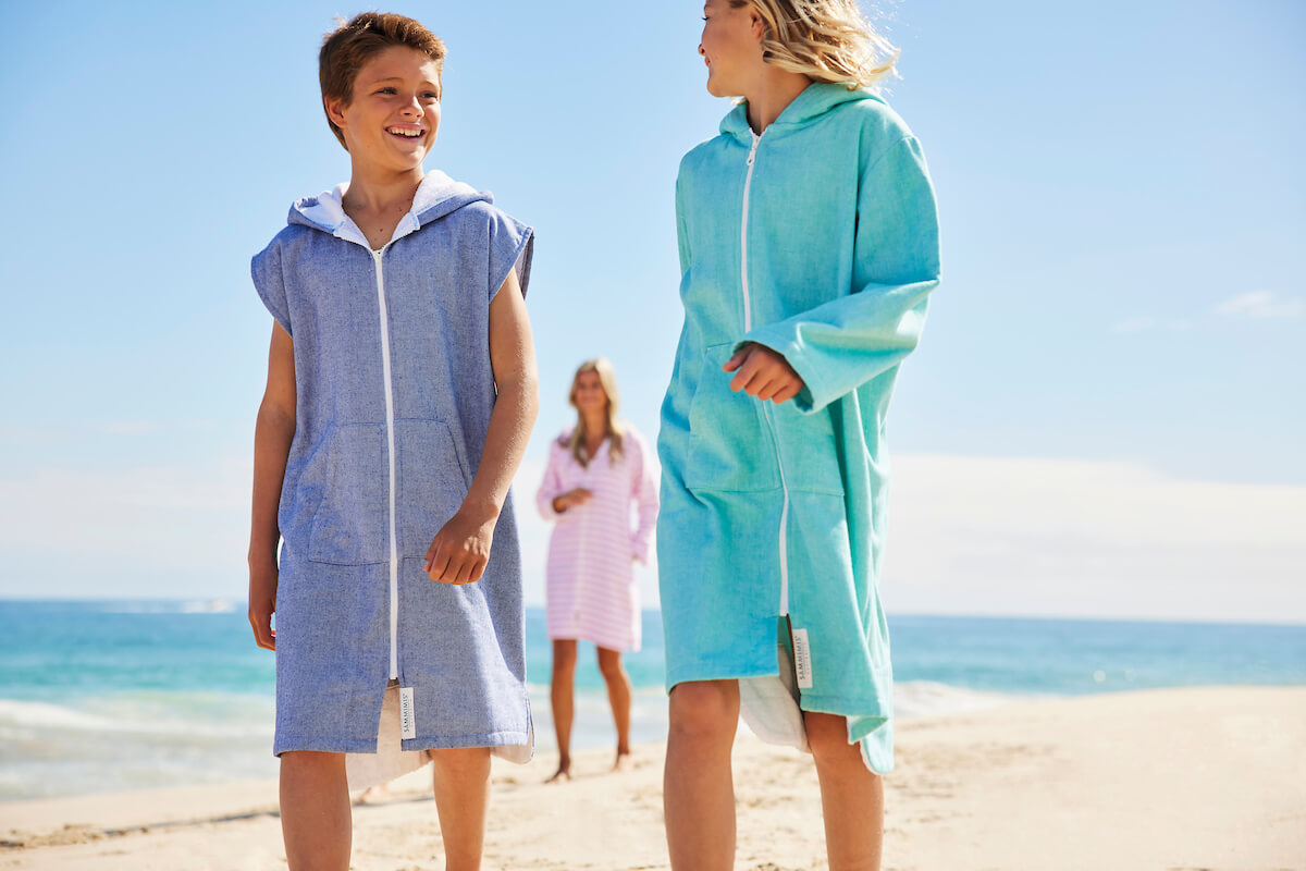 MENORCA Kids Terry Hooded Towel: Sea Green